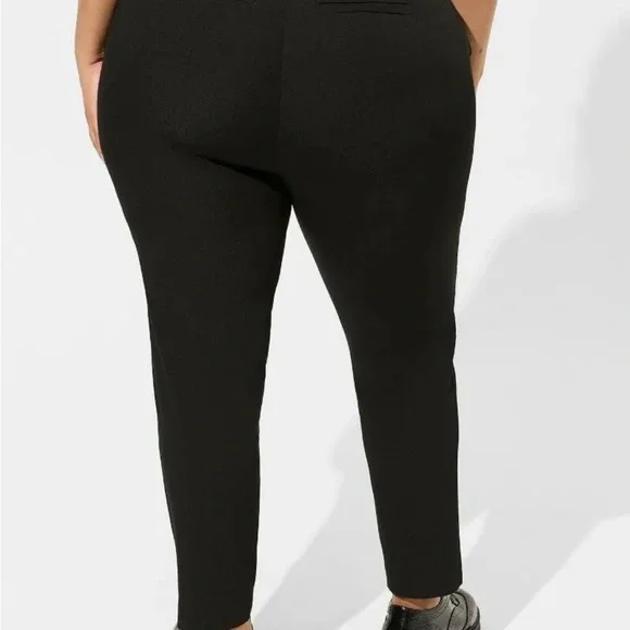 TORRID Women's Stretch Tapered Trouser Pants Black (Sz 16) NWT $79.50 - Picture 2 of 5